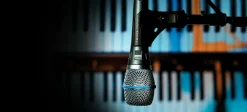 Clearance Shure BETA® 87A metallic_blue