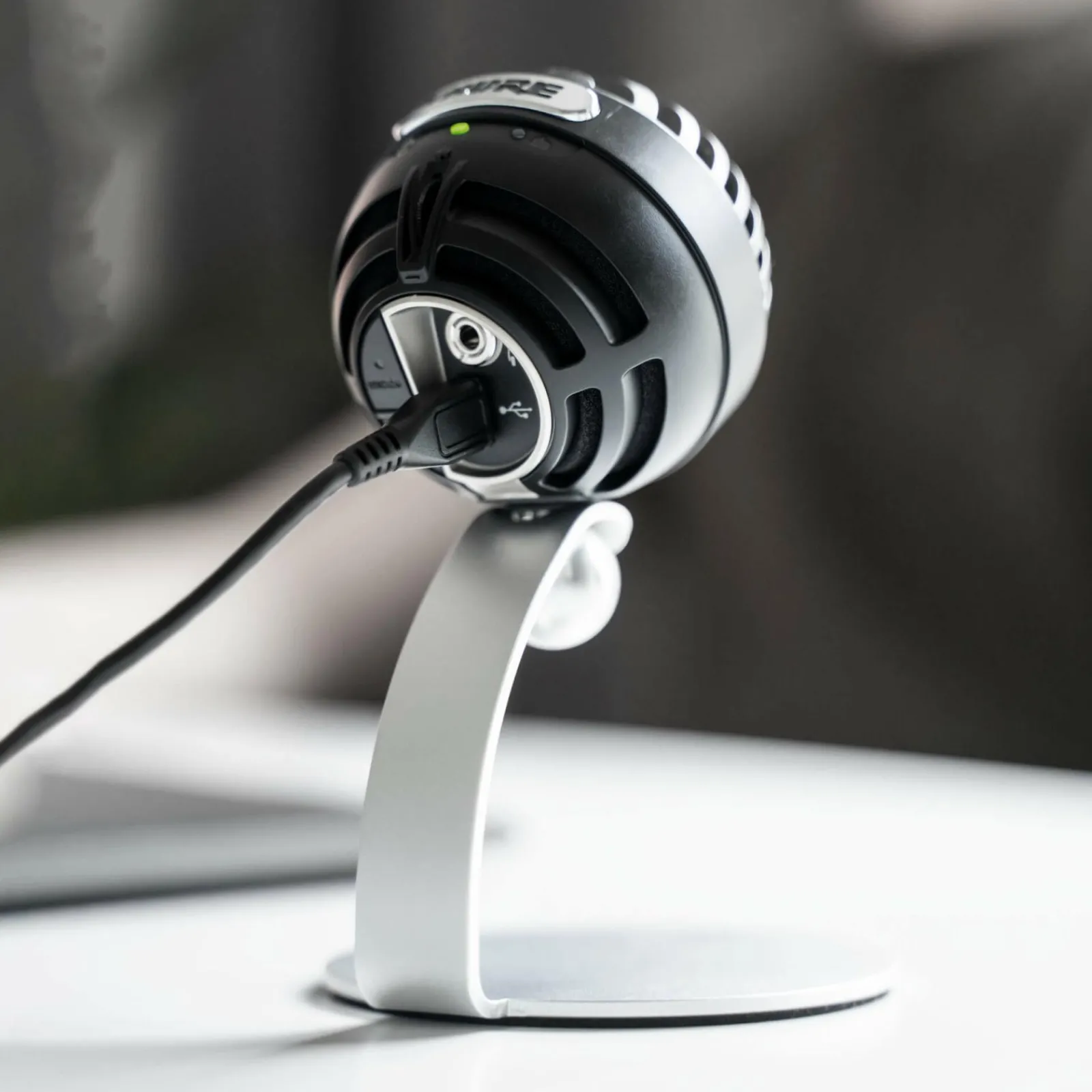 Hot Shure MV5C black